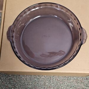 Pyrex Amethyst Glass Baking Dish